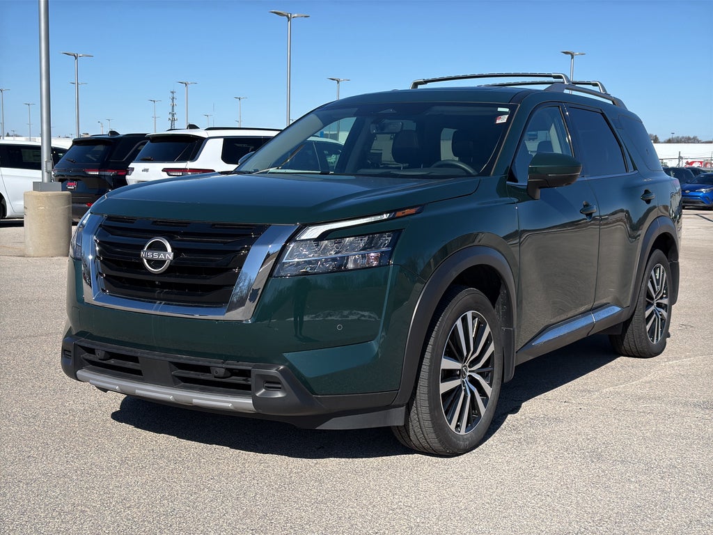 2024 Nissan Pathfinder Platinum