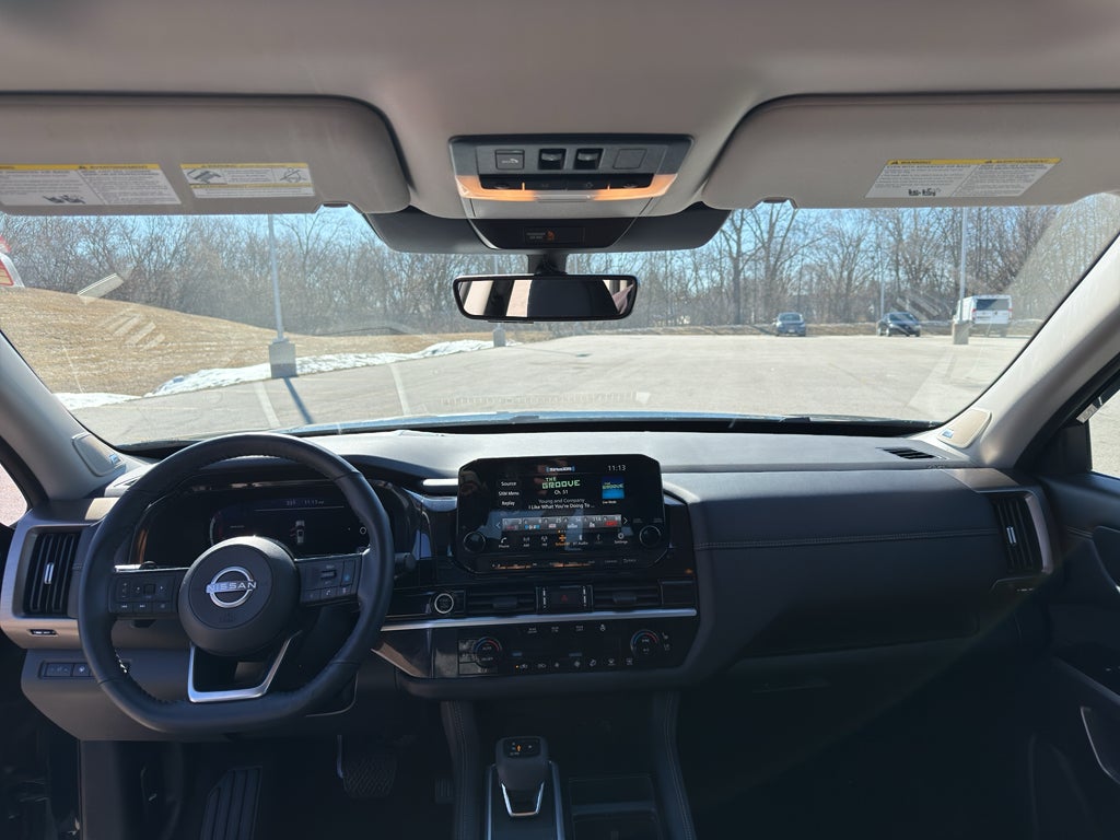 2024 Nissan Pathfinder Platinum