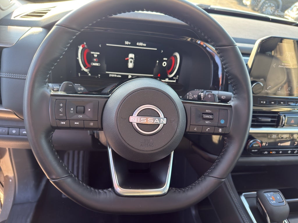 2023 Nissan Pathfinder Platinum