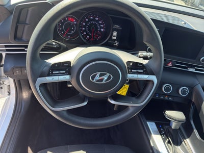 2021 Hyundai Elantra SE
