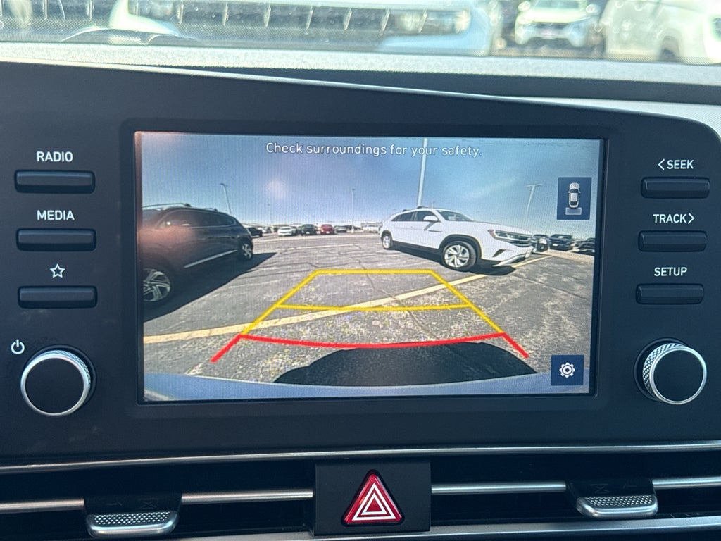 2021 Hyundai Elantra SE