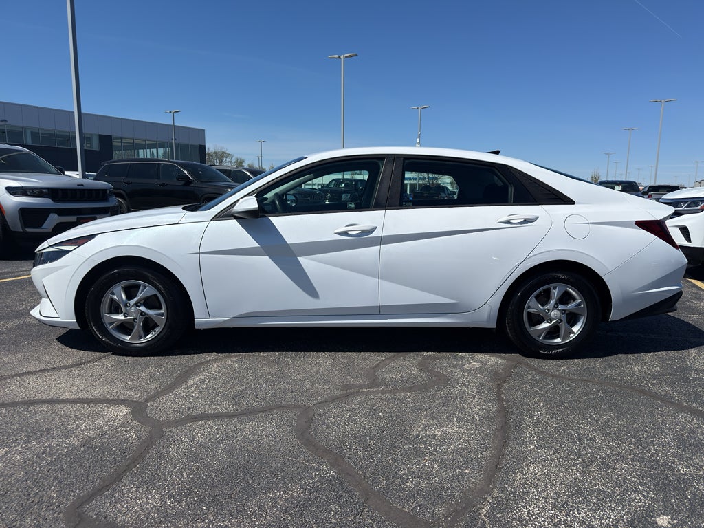 2021 Hyundai Elantra SE