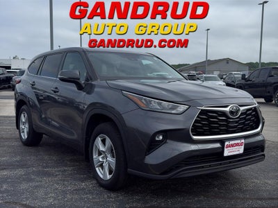 2020 Toyota Highlander LE