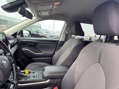 2020 Toyota Highlander LE