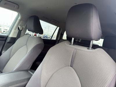 2020 Toyota Highlander LE