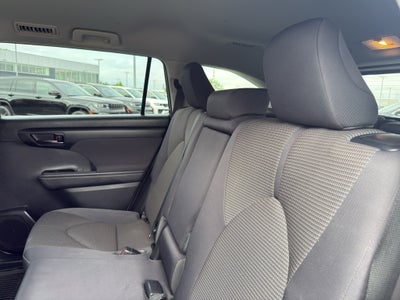 2020 Toyota Highlander LE