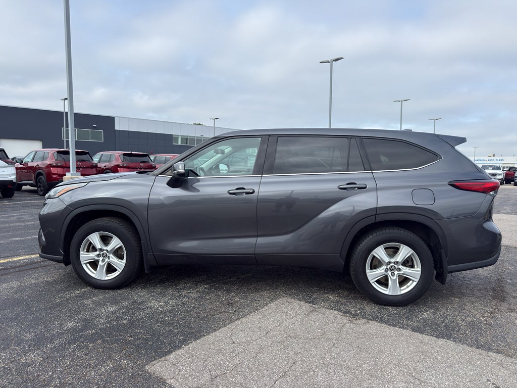 2020 Toyota Highlander LE