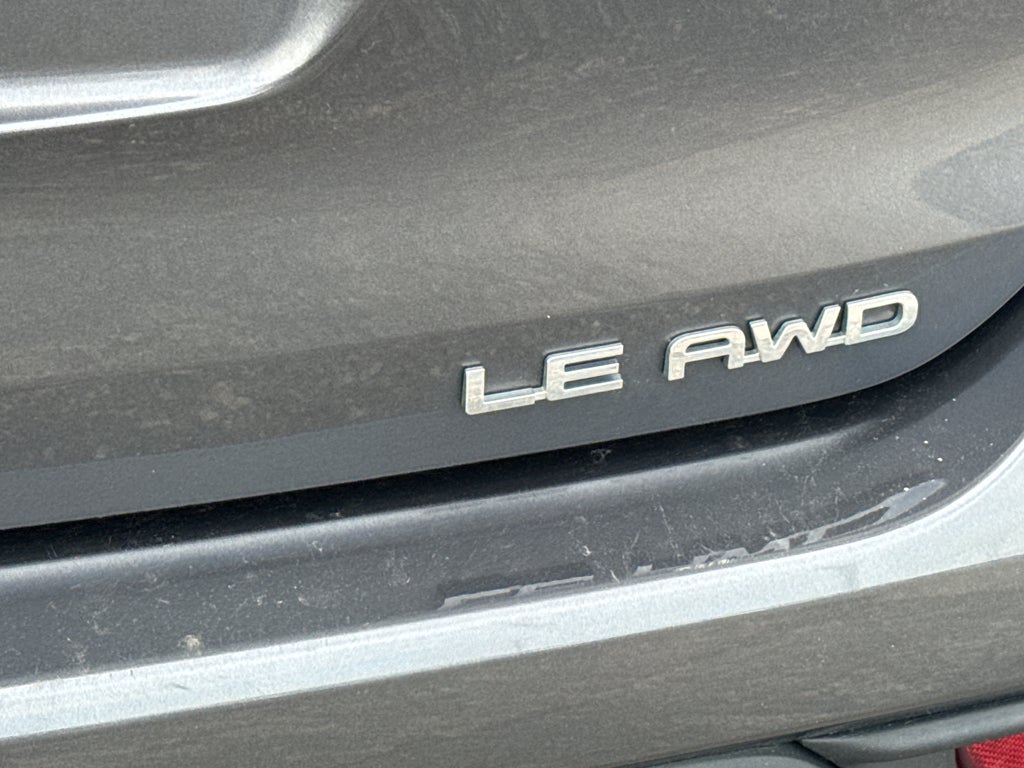 2020 Toyota Highlander LE