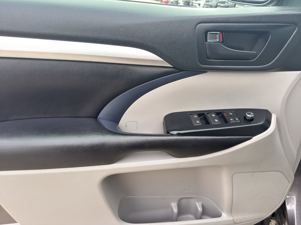 2019 Toyota Highlander LE Plus