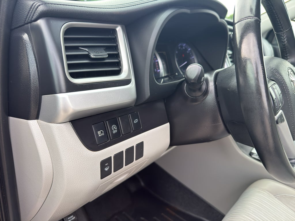 2019 Toyota Highlander LE Plus
