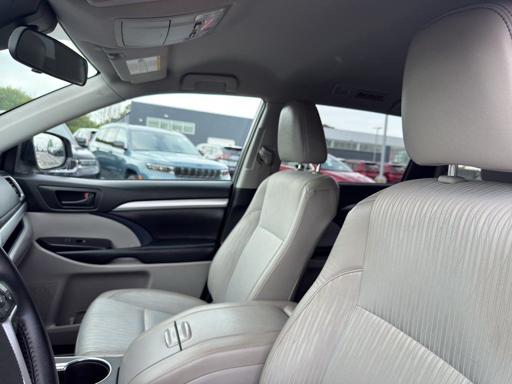 2019 Toyota Highlander LE Plus