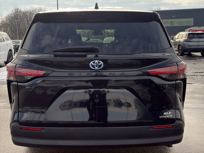 2022 Toyota Sienna XLE