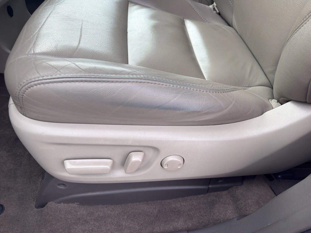 2018 Toyota Sienna XLE Auto Access Seat