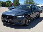 2022 Volvo S60 Momentum