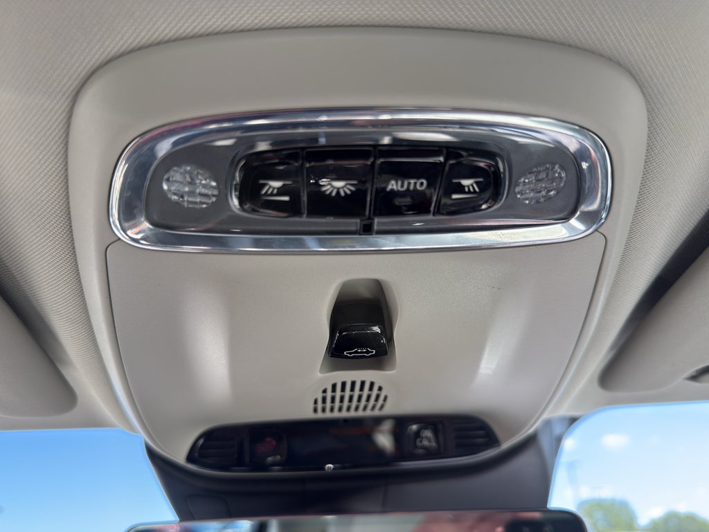 2022 Volvo S60 Momentum