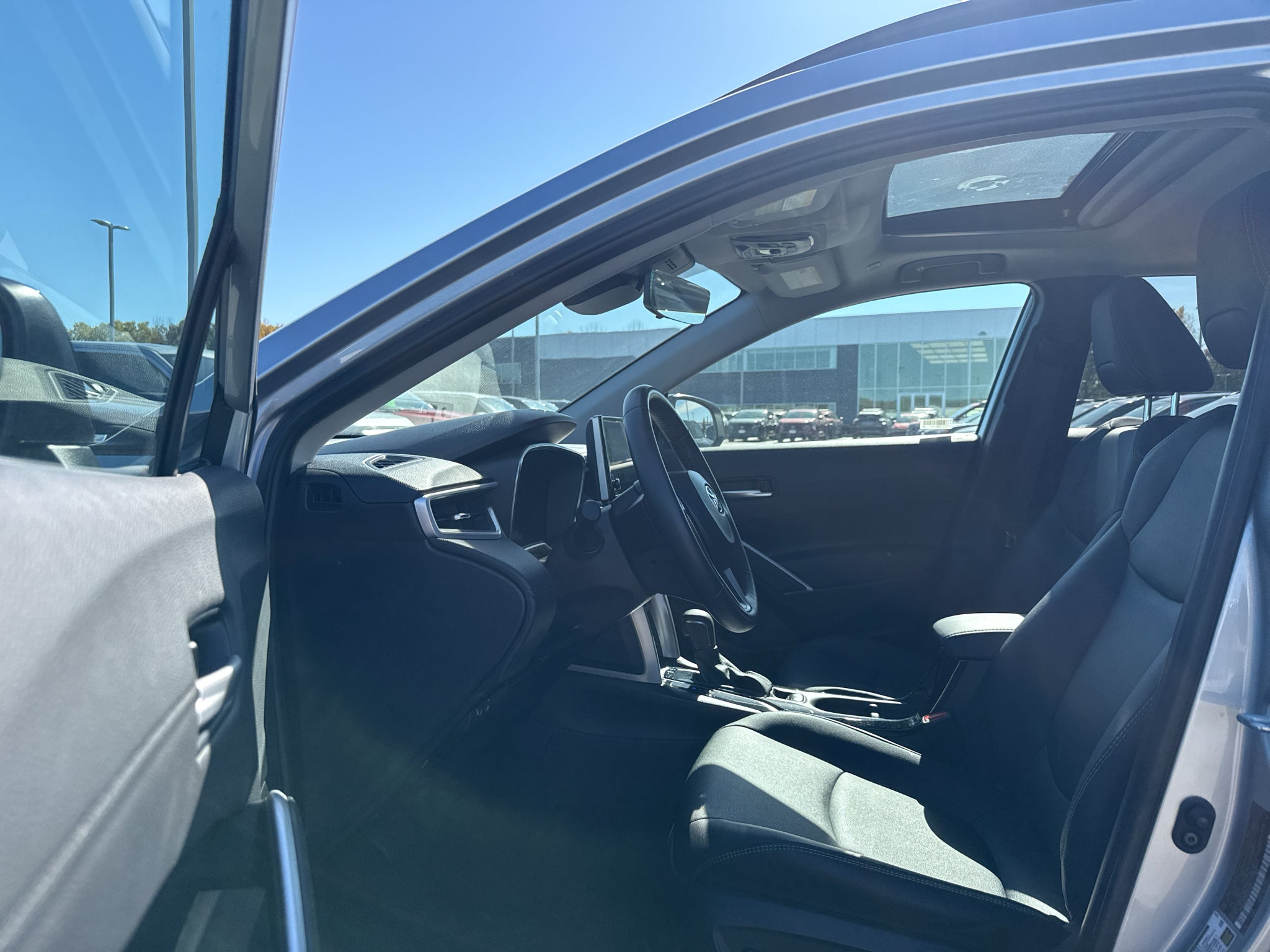 2025 Toyota Corolla Cross XLE
