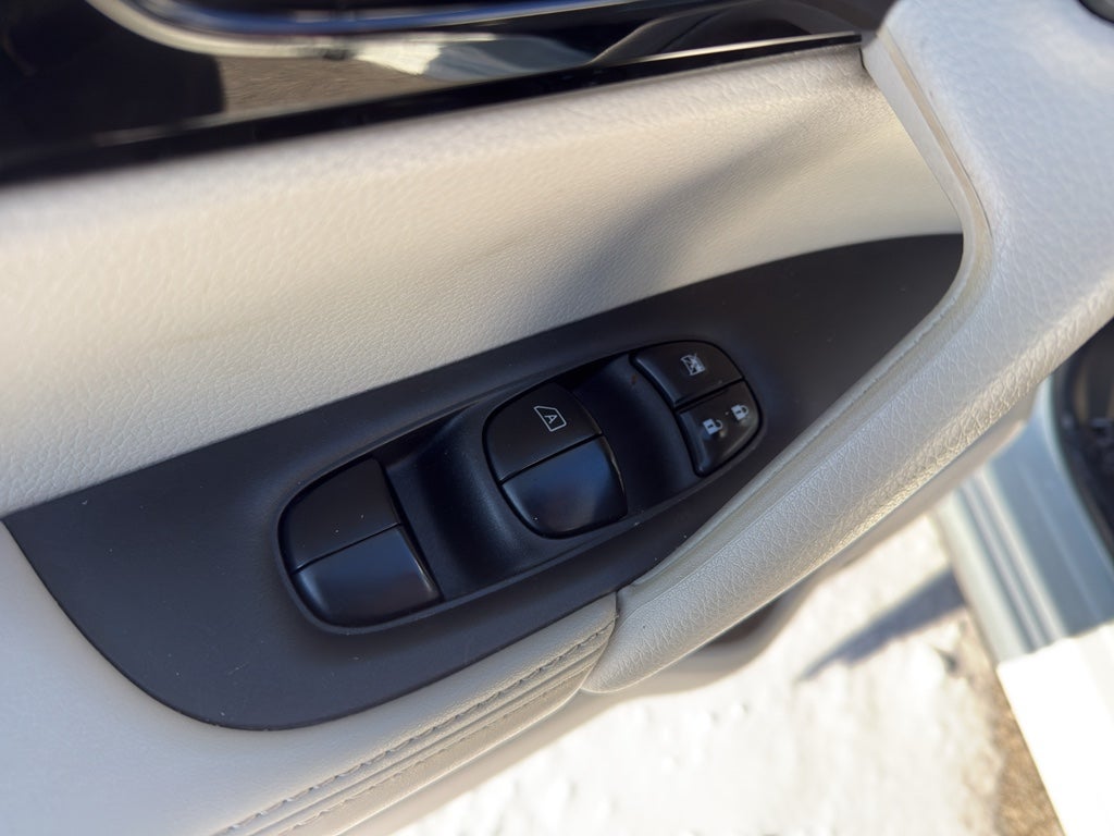 2021 Nissan Rogue Sport SV