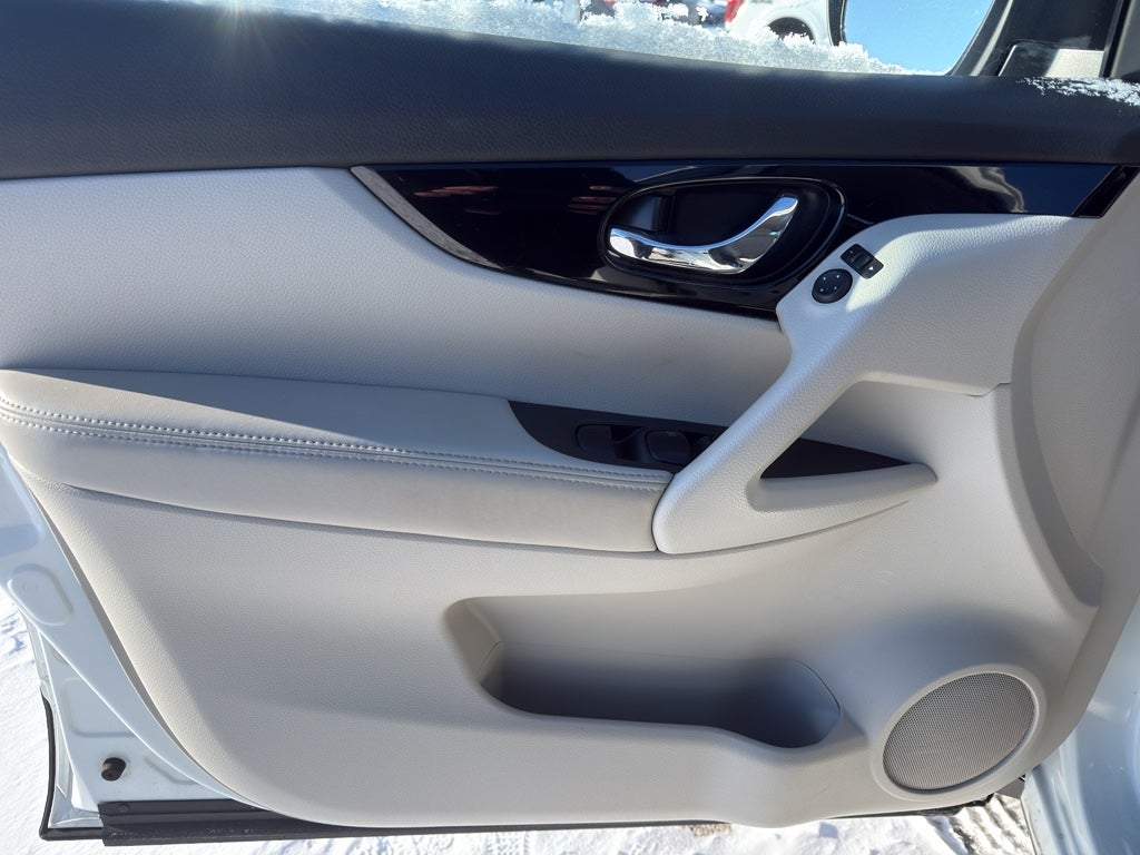 2021 Nissan Rogue Sport SV