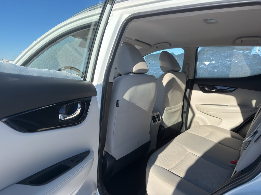 2021 Nissan Rogue Sport SV