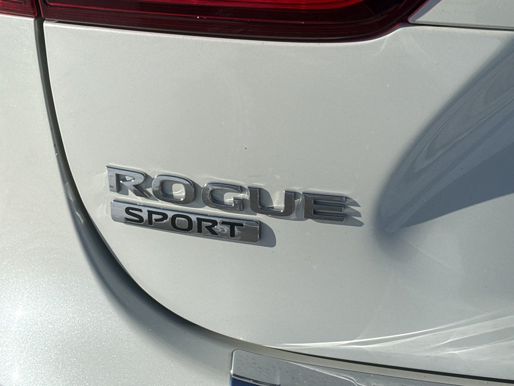 2021 Nissan Rogue Sport SV
