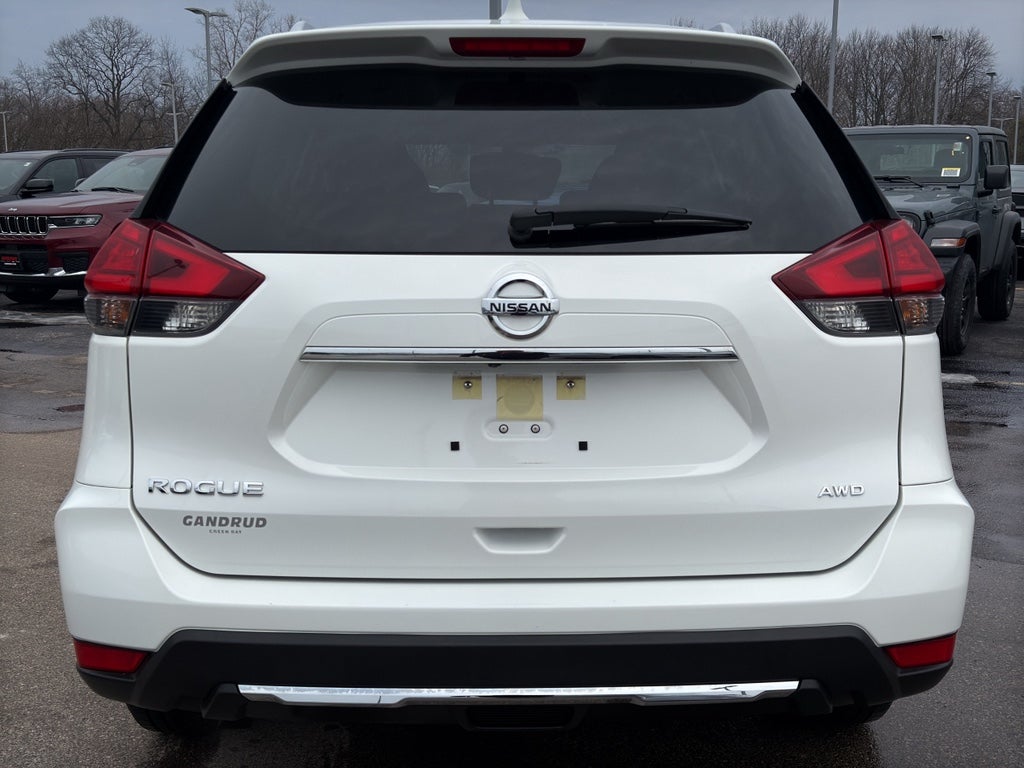 2017 Nissan Rogue S