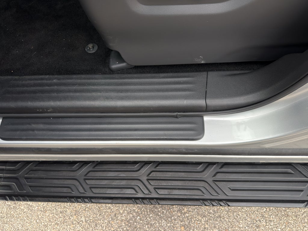 2024 Nissan Armada SV