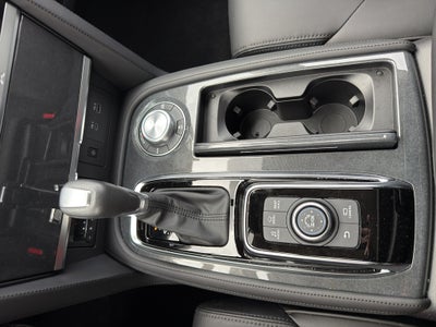 2024 Nissan Armada SV