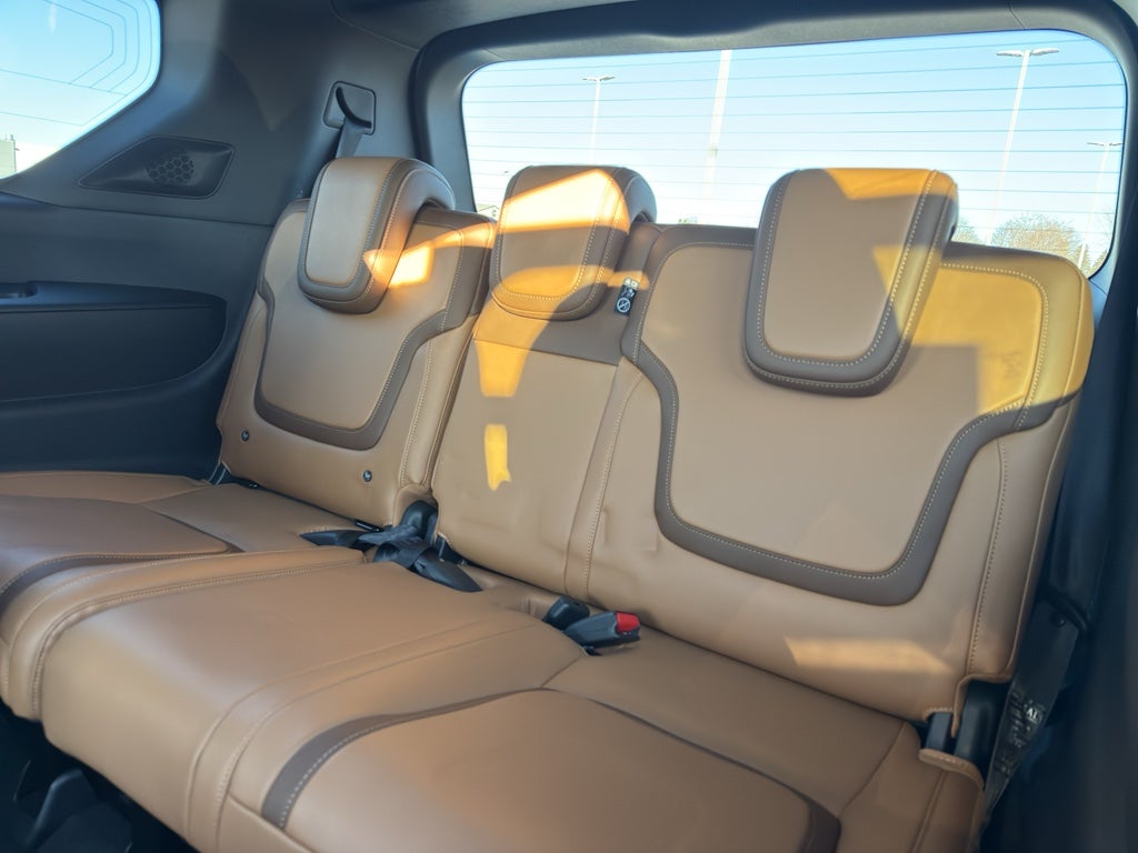 2025 Nissan Armada SL