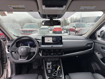 2025 Nissan Rogue SL