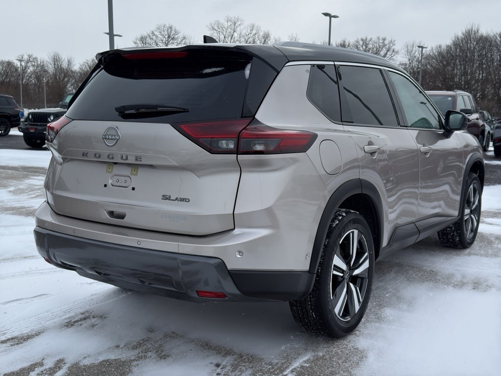 2025 Nissan Rogue SL