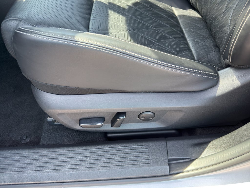 2021 Nissan Rogue Base