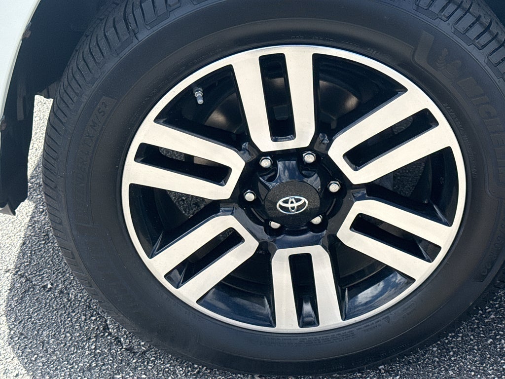 2020 Toyota 4Runner SR5