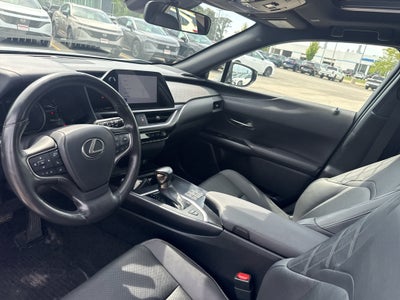 2023 Lexus UX 250h F SPORT Design