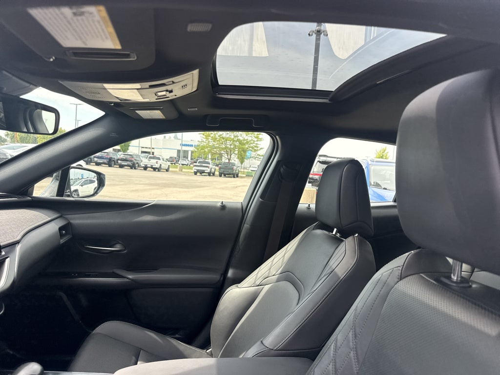 2023 Lexus UX 250h F SPORT Design