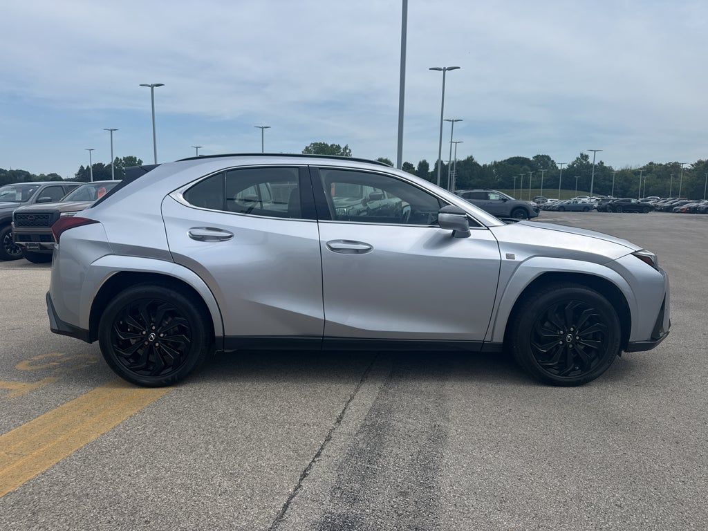 2023 Lexus UX 250h F SPORT Design