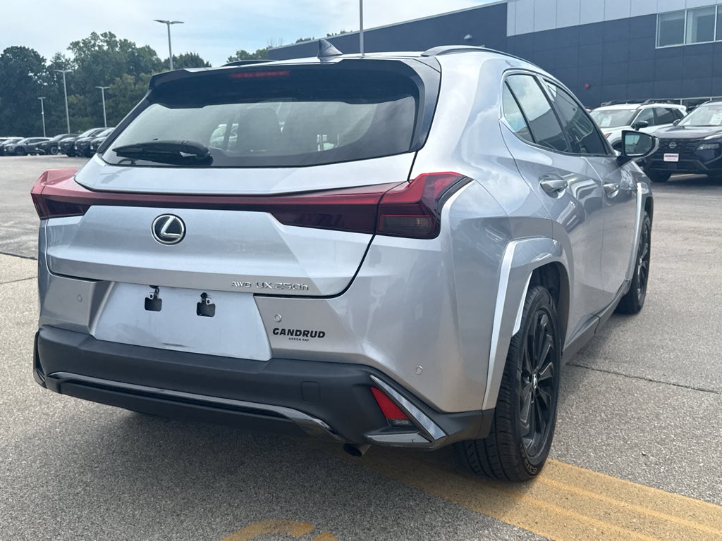 2023 Lexus UX 250h F SPORT Design