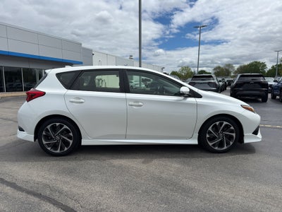 2017 Toyota Corolla iM 5DR HB CVT