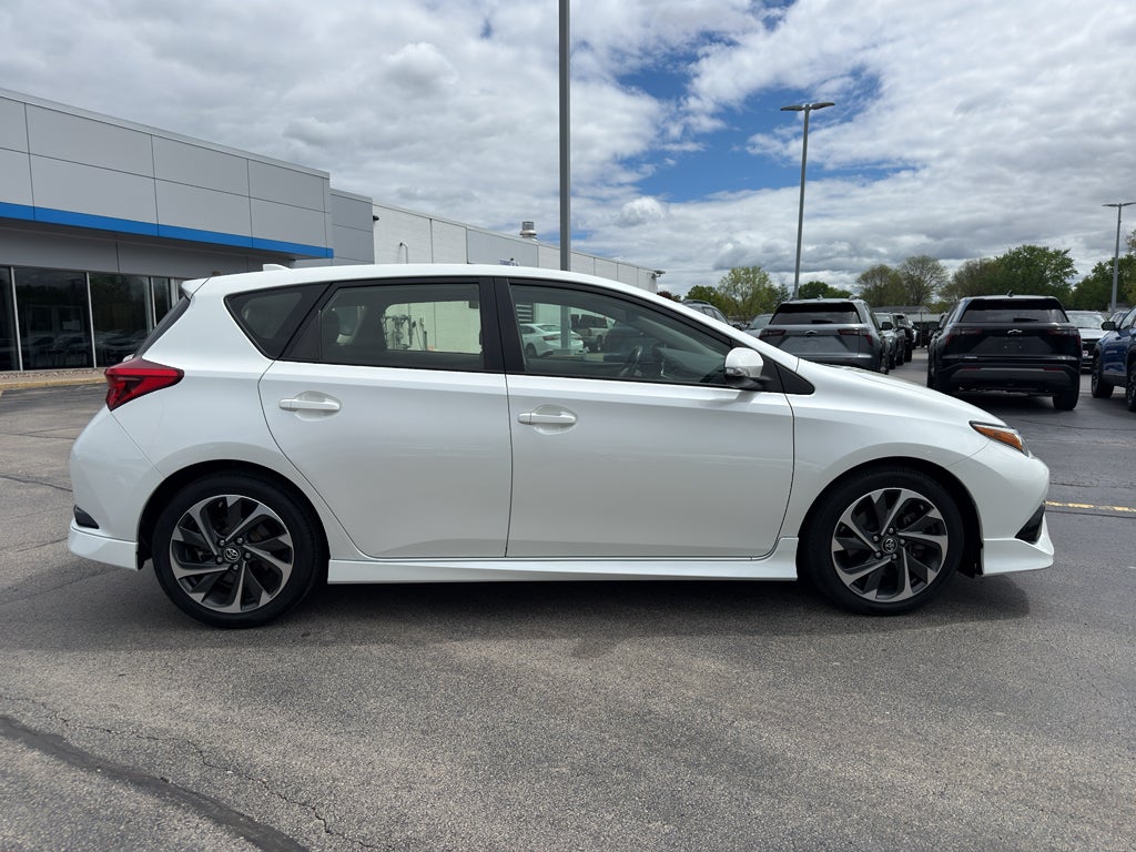 2017 Toyota Corolla iM 5DR HB CVT