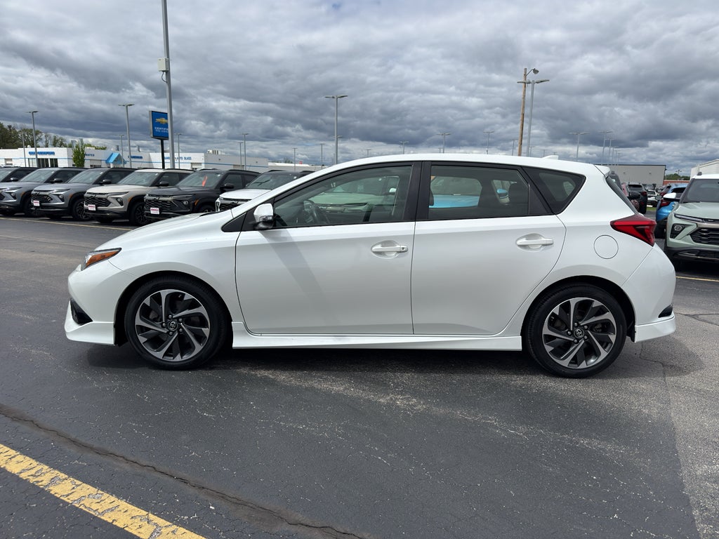 2017 Toyota Corolla iM 5DR HB CVT