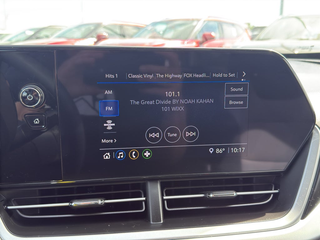 2024 Chevrolet Trax LS