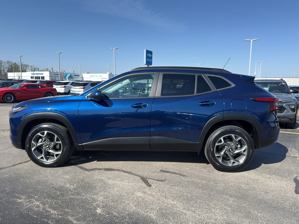 2024 Chevrolet Trax LT
