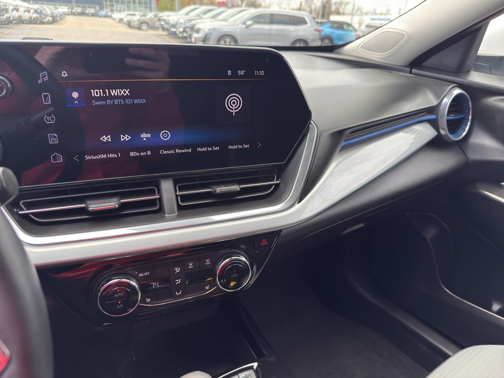2024 Chevrolet Trax LT