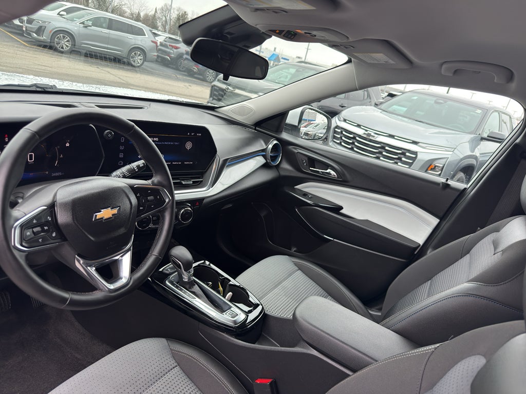 2024 Chevrolet Trax LT