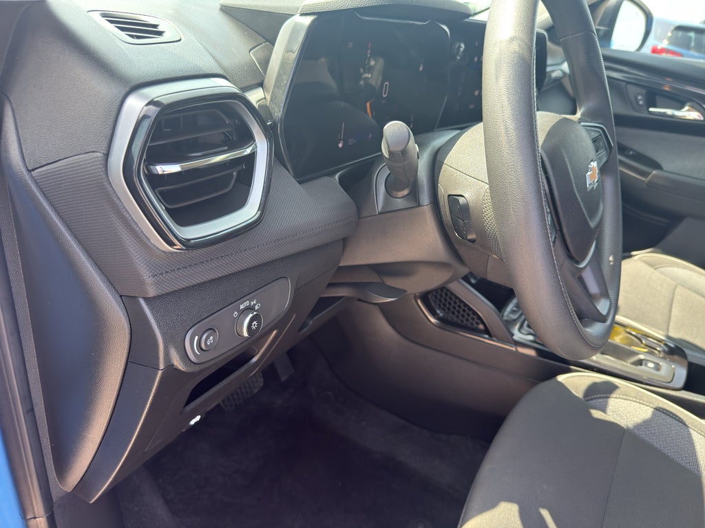 2024 Chevrolet TrailBlazer LS - Photo 13
