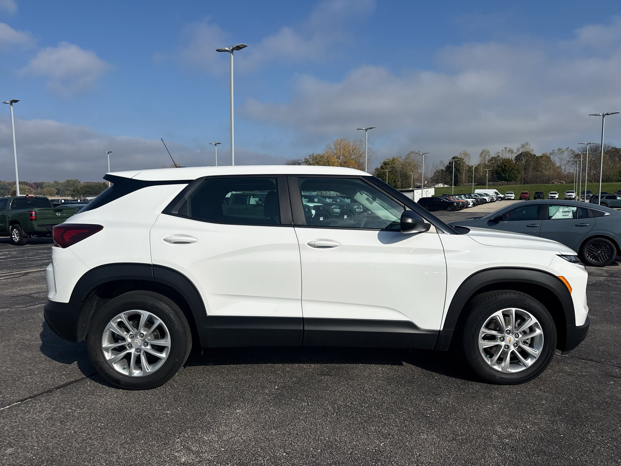 2024 Chevrolet TrailBlazer LS - Photo 17