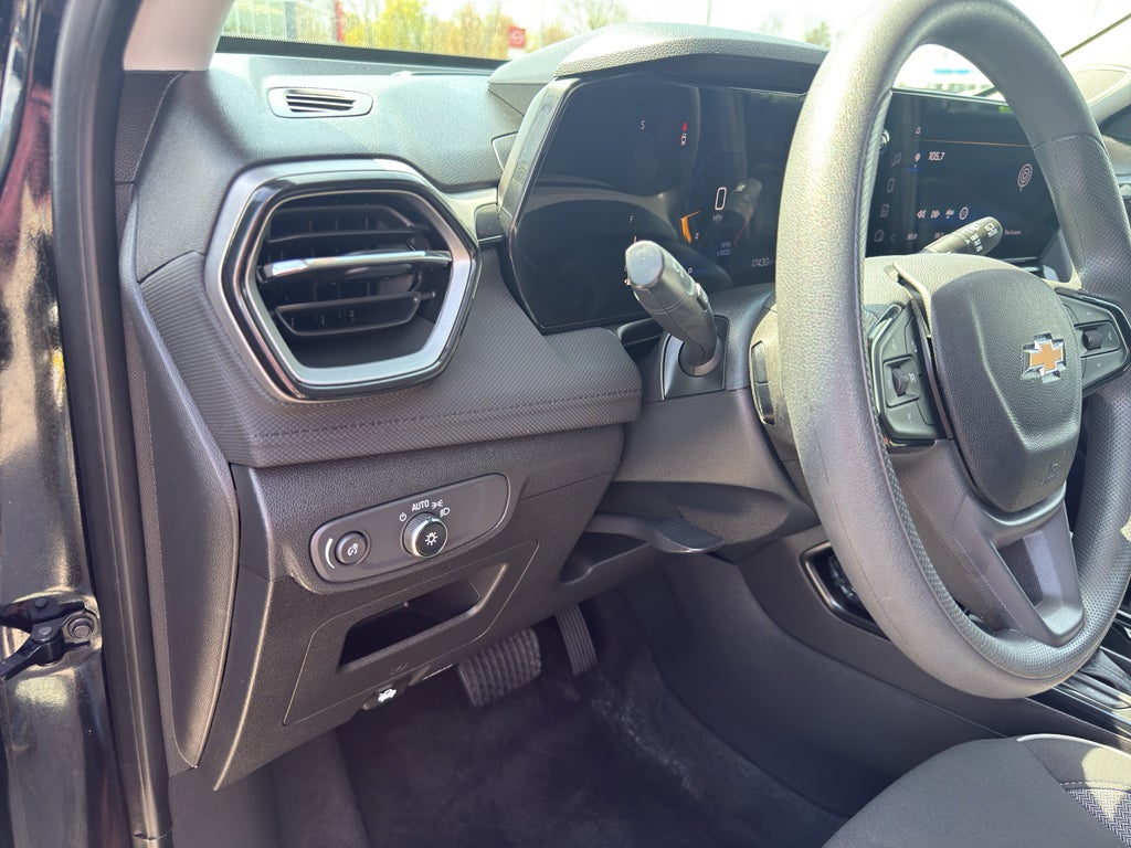 2025 Chevrolet Trailblazer LT - Photo 15