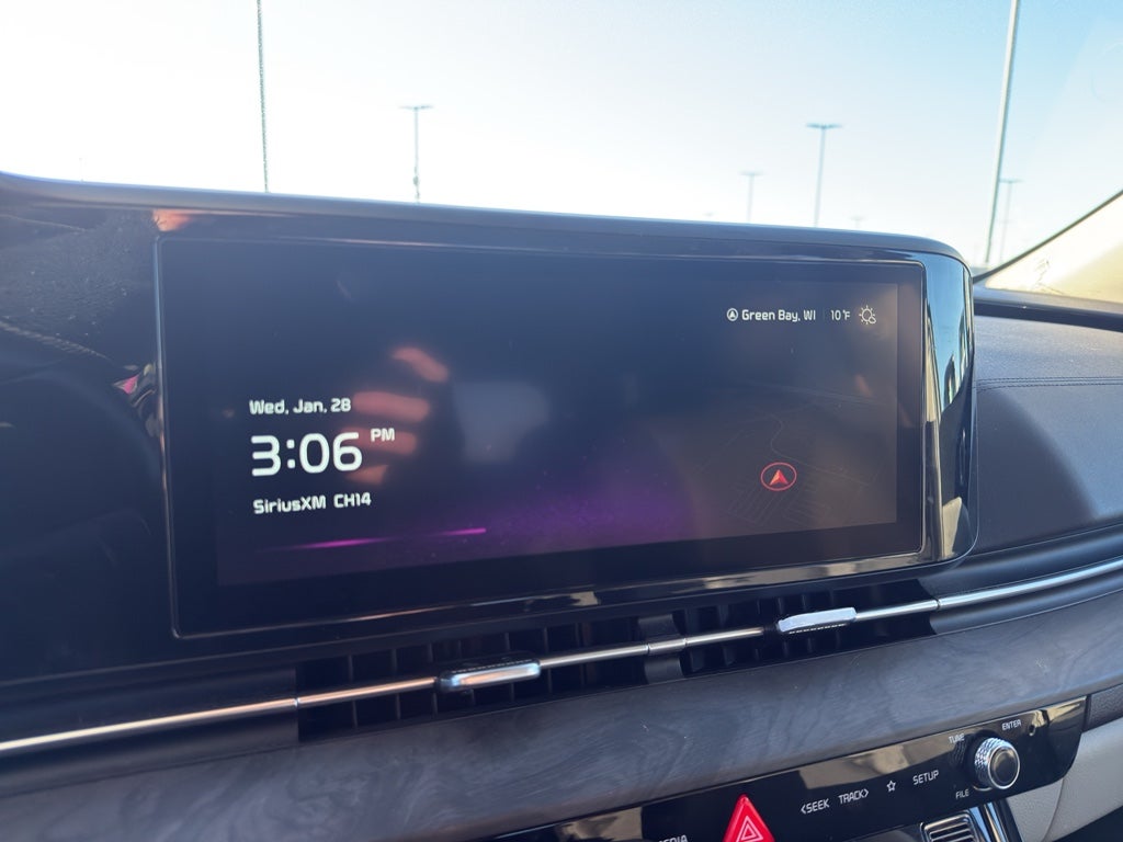 2024 Kia Carnival EX