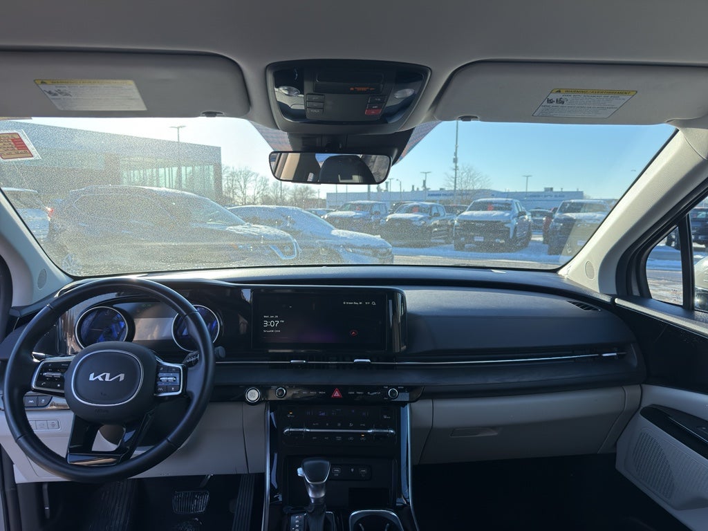 2024 Kia Carnival EX