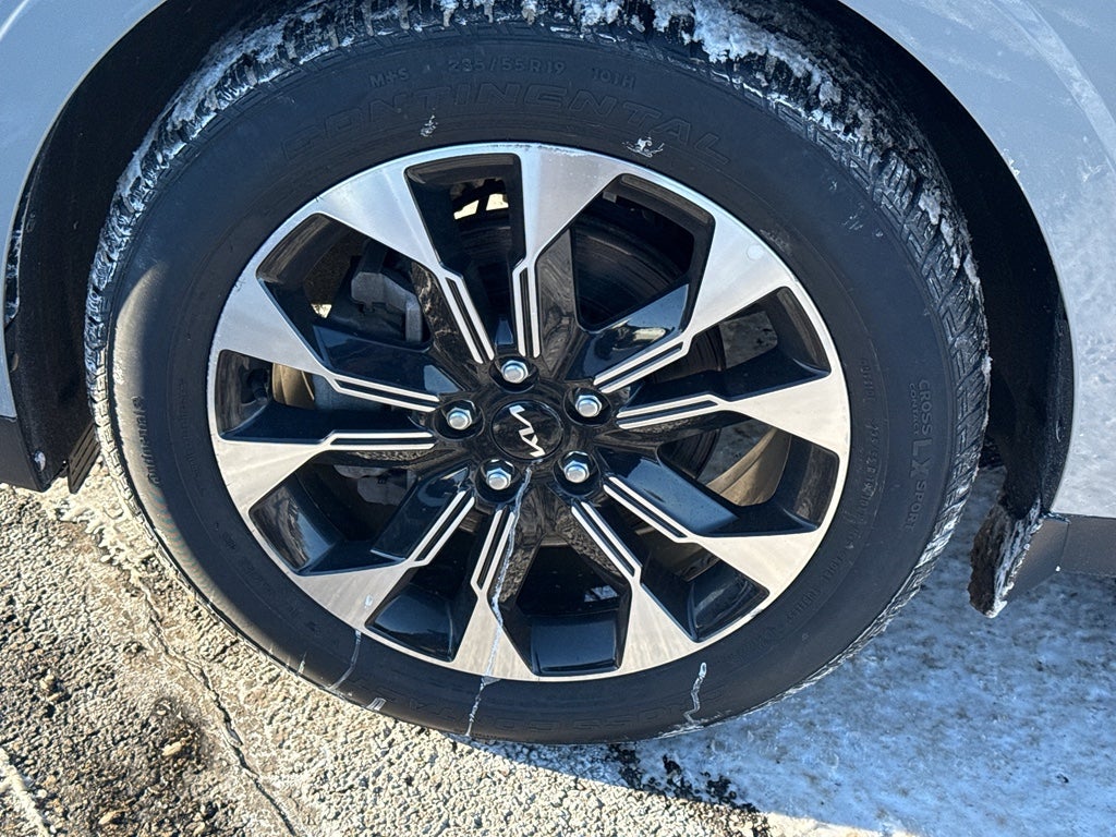 2024 Kia Carnival EX