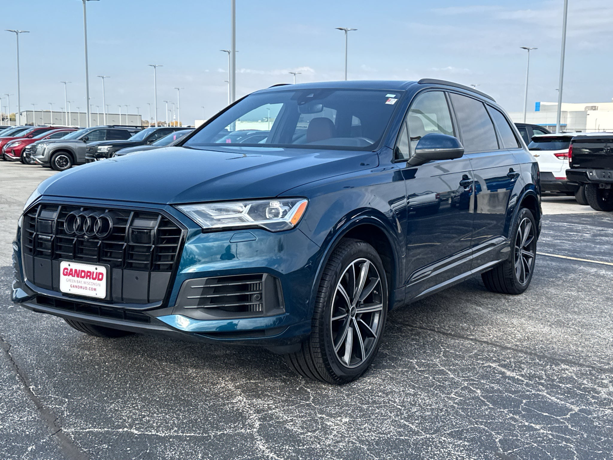 2022 Audi Q7 Premium Plus 55 TFSI quattro Tiptronic